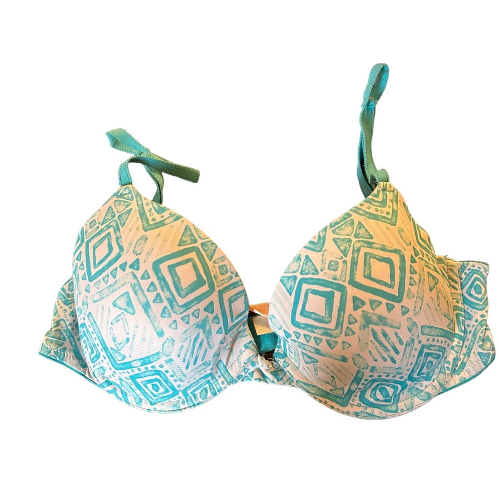 VS pink t shirt bra